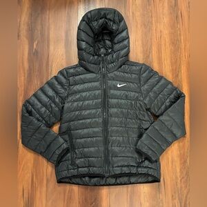 Women’s Nike Black White Duck Down Light Puffer Jacket